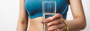wellhealthorganic.com:detox-water-works-in-reducing-weight