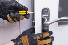 Locksmith Services: Ensuring Security and Access When You Need It