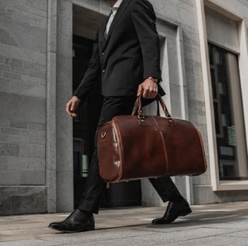 What to Look For in a Mens Leather Travel Bag That Actually Lasts