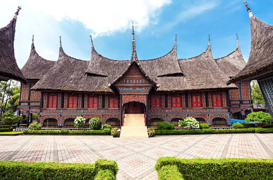 Top  Jakarta Travel Attractions Tourists Love
